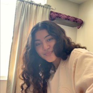 Meet your Posher, Christina